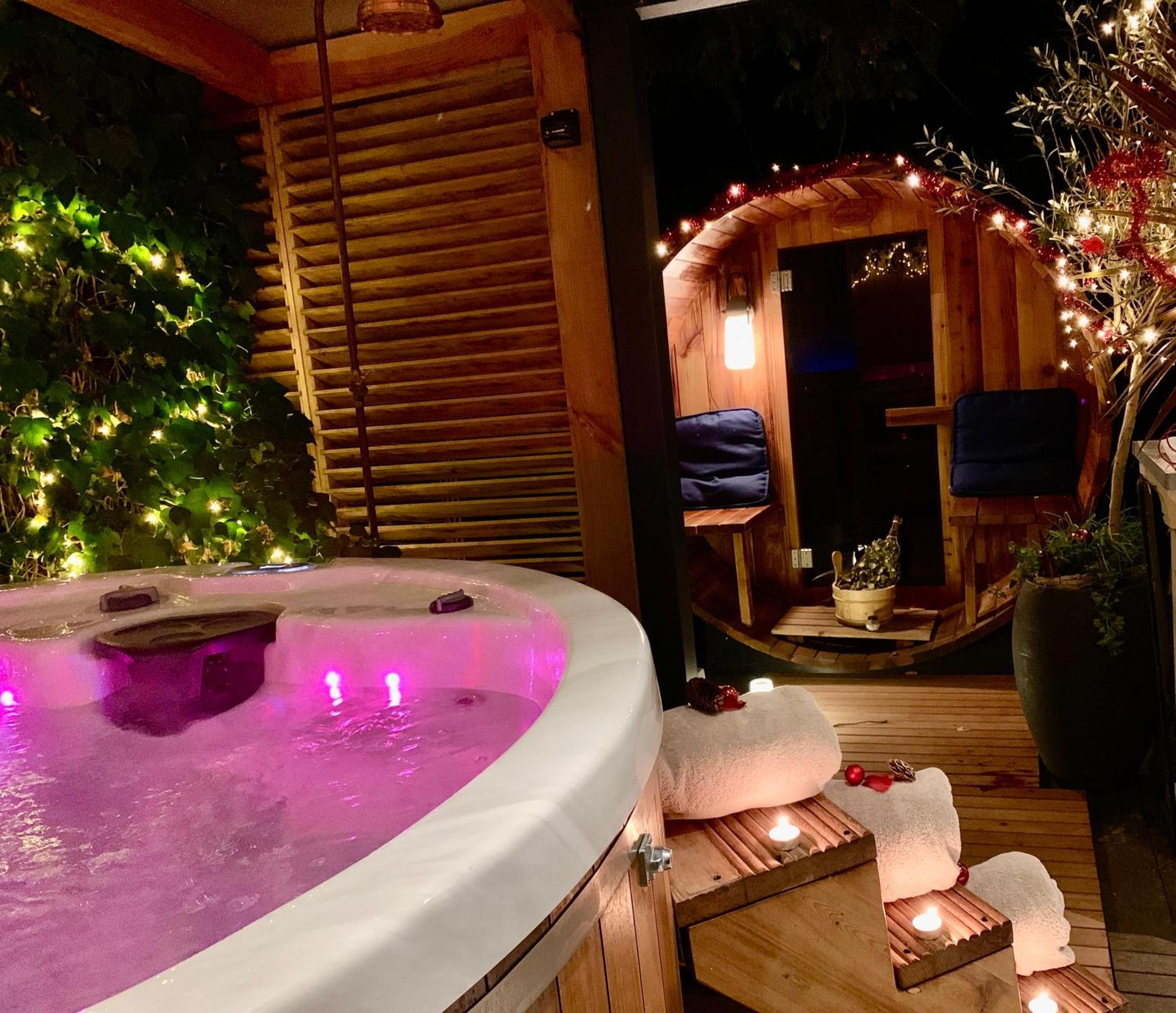 Romantisch Wellness Appartement Met Prive Hottub Sauna Gamesroom Den Ham Luaran gambar