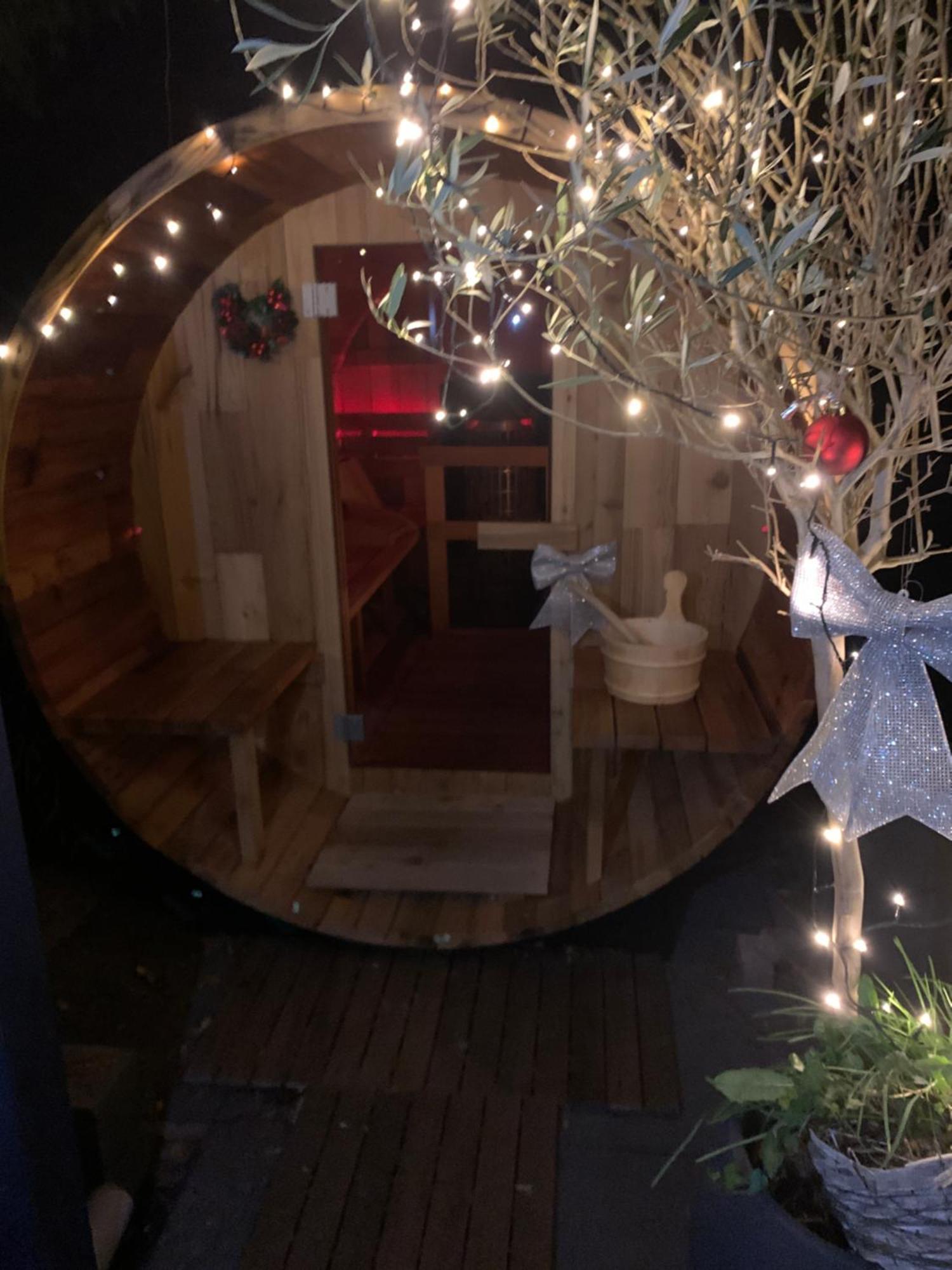 Romantisch Wellness Appartement Met Prive Hottub Sauna Gamesroom Den Ham Luaran gambar